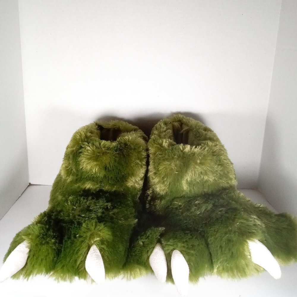 Lazy one Mens Slippers Size 5-7